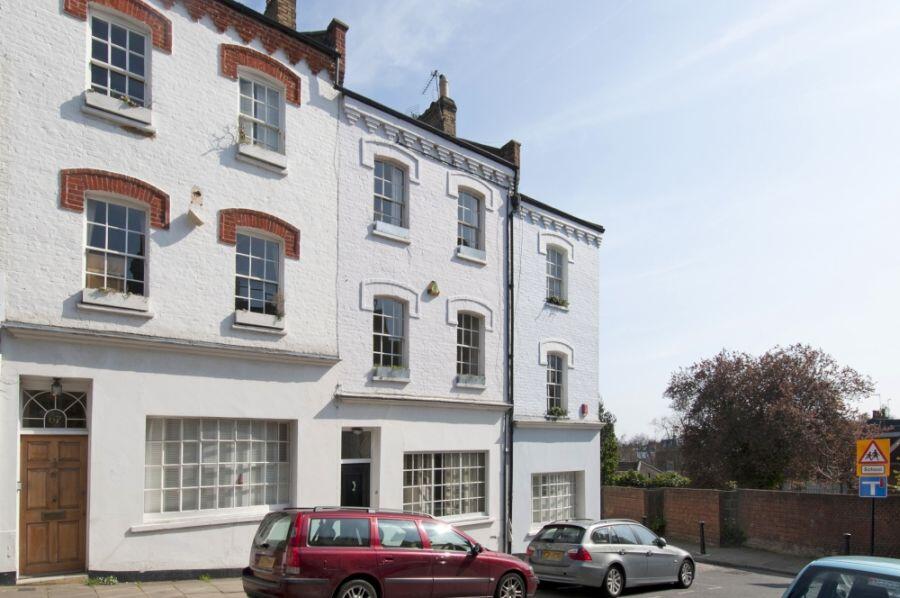 Main image of property: New End, Hampstead, NW3