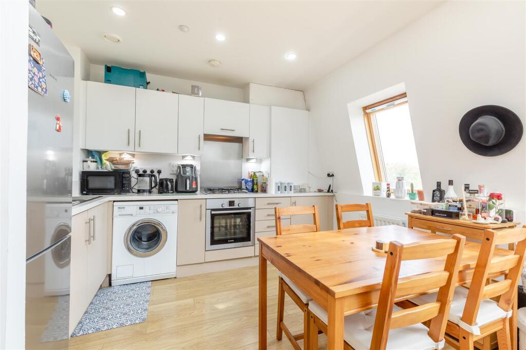 Apartment in Maidstone, Coxheath - View 5