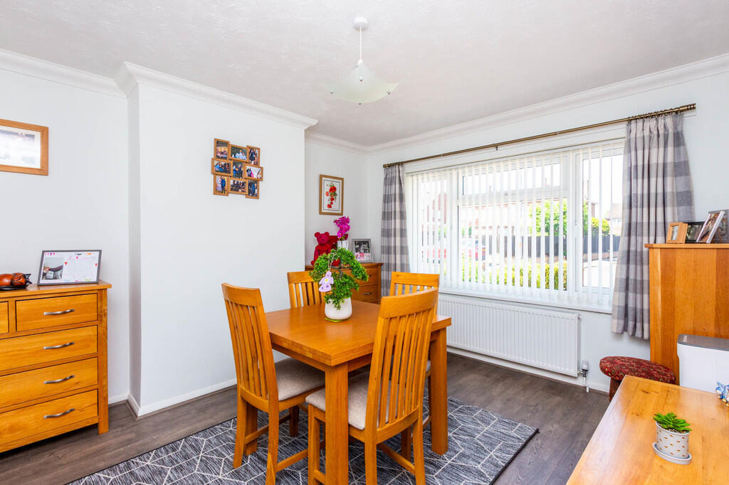 House in Rushden, North Northamptonshire - View 5