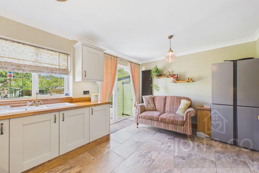 Northampton Lane South | Moulton | NN3 photo 4
