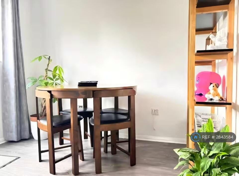 3 bedroom detached house for rent