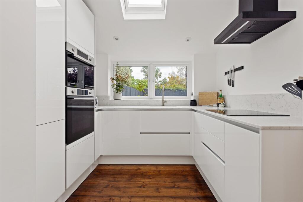 House in London - View 4