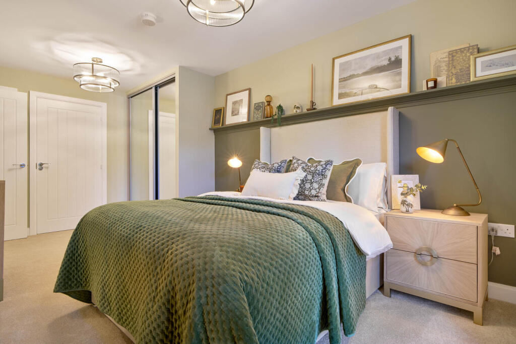 Main image of property: 1C Pacific Drive, Eastbourne, East Sussex, BN23 6DW