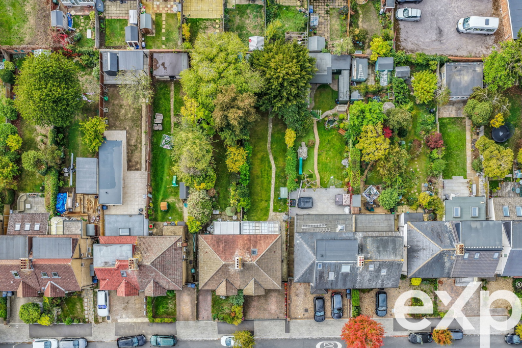 House in Enfield - View 3