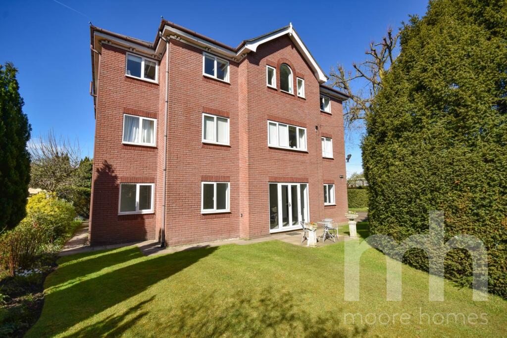 Main image of property: PINE LODGE, LONDON ROAD SOUTH, Poynton, SK12 1NJ