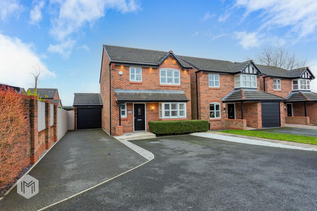 3-bed detached on Codrington Way, Radcliffe, M26, £330,000