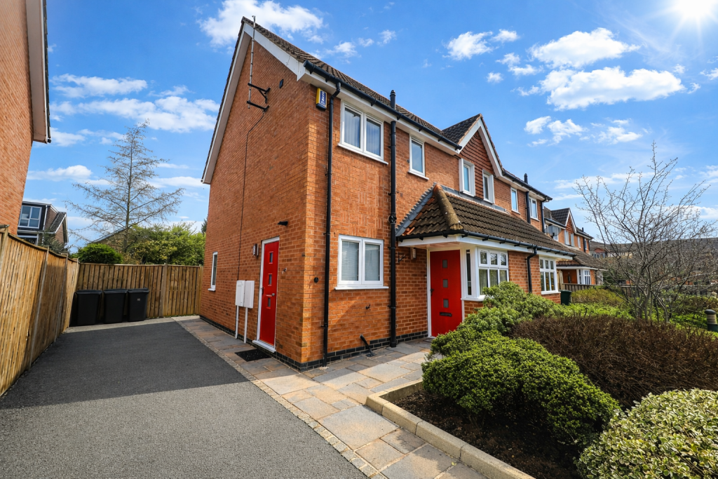 Main image of property: Brook Chase Mews, Nottingham, NG9