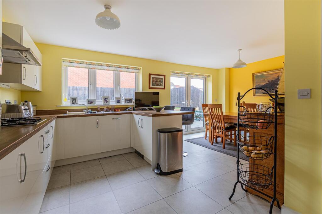 House in Cardiff, Wenvoe - View 5