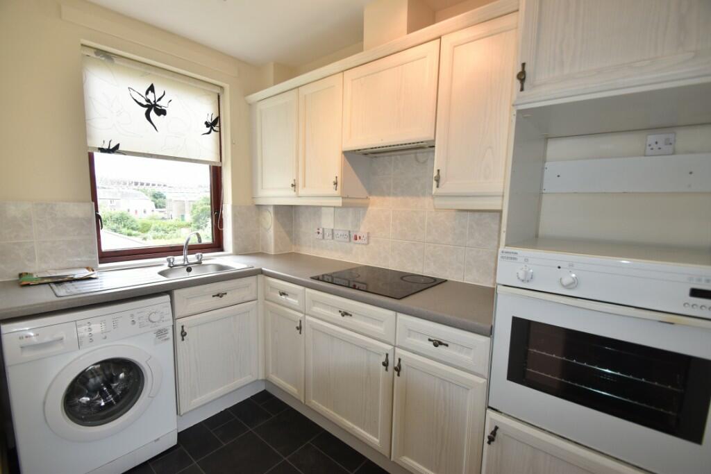 Apartment in Edinburgh, Roseburn - View 5