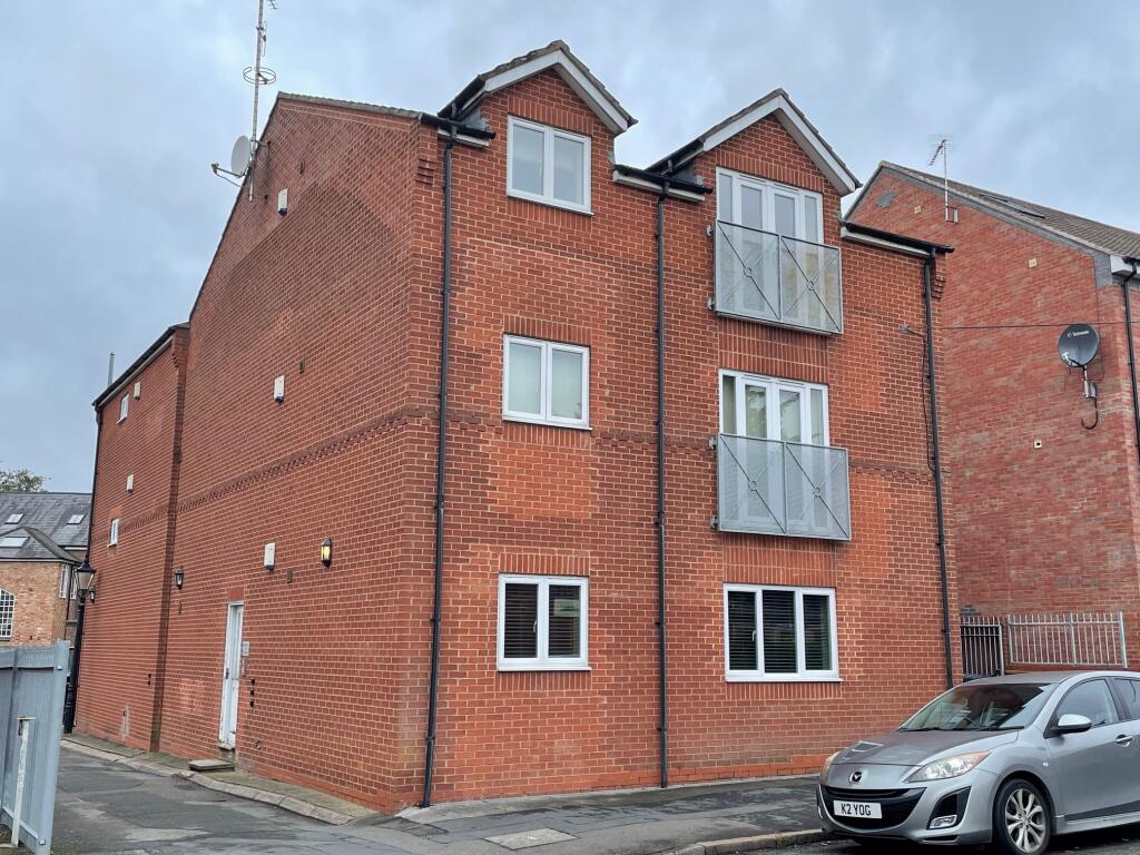 Main image of property: The Lawns, Hinckley