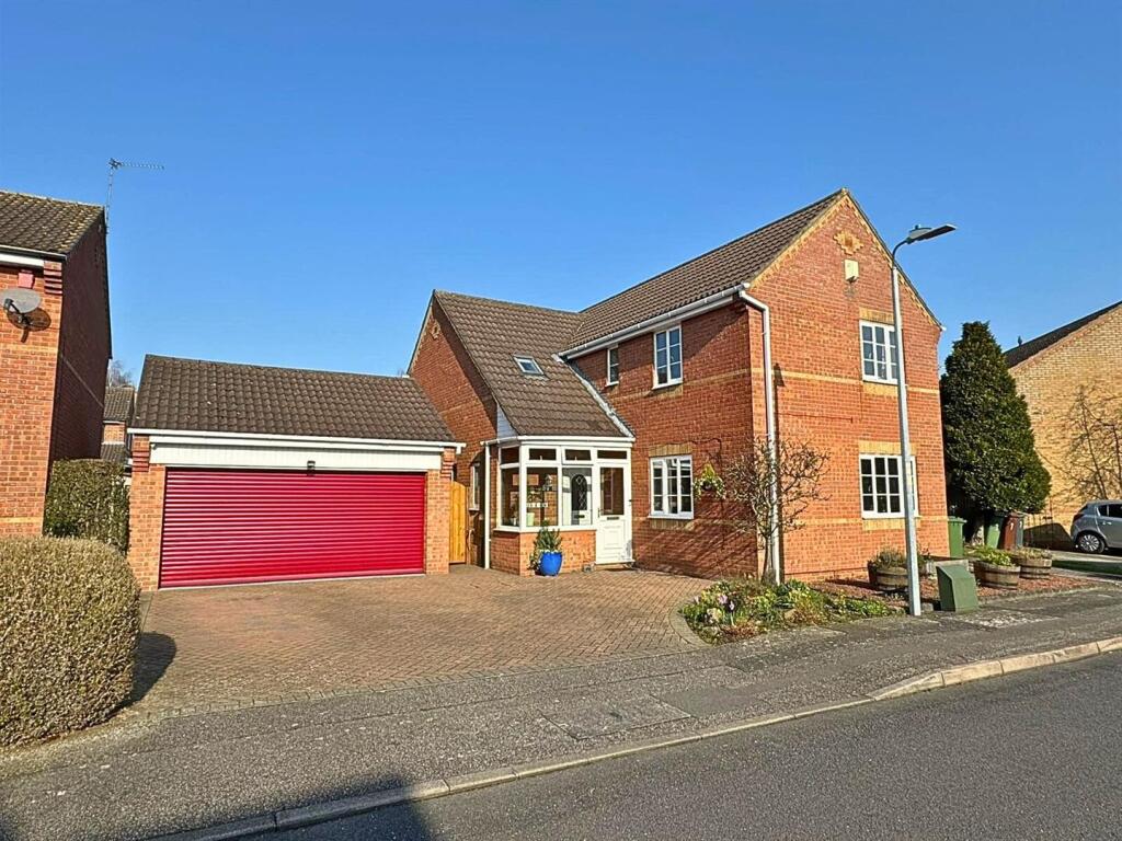 Main image of property: Turnbury Close, Lincoln LN6