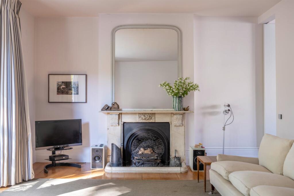 House in London - View 5