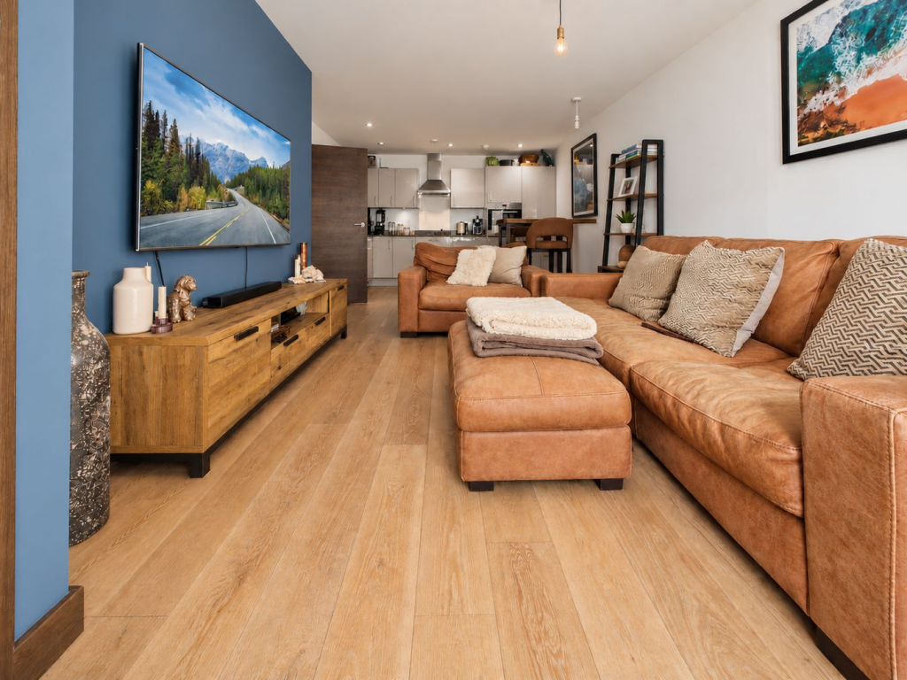 Apartment in North Hertfordshire, Hertfordshire - More