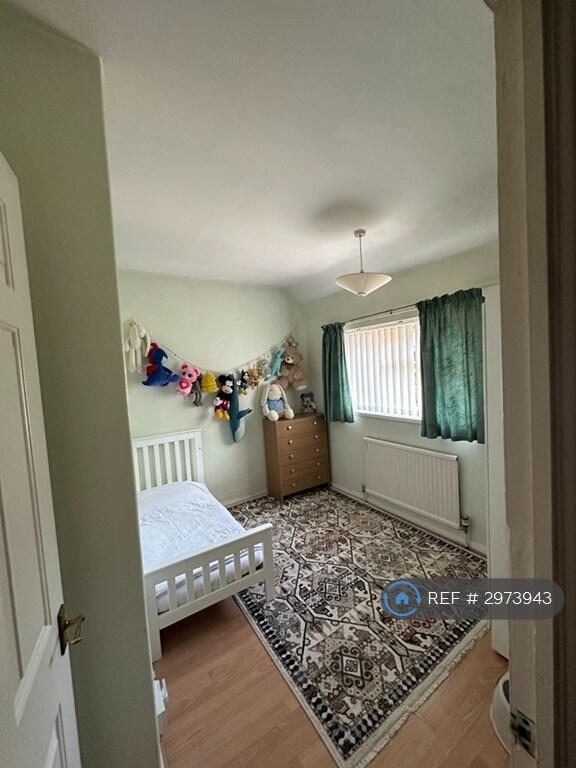 House in Slough - View 4