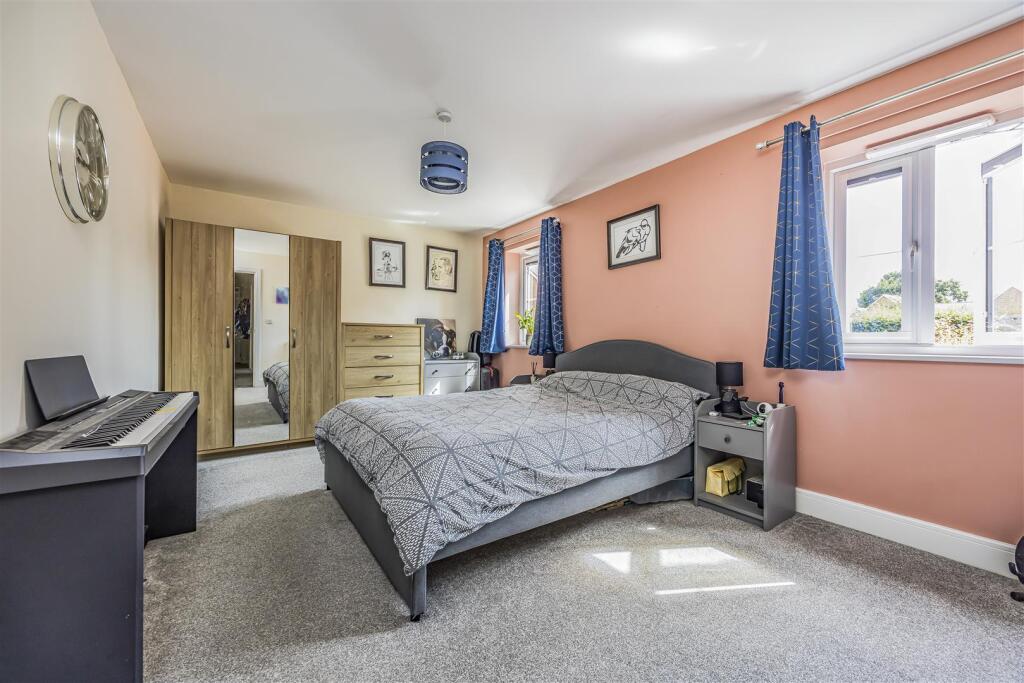 Apartment in Portsmouth - View 5