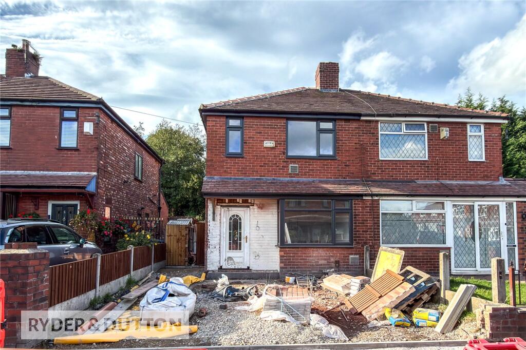 3-bed semi-detached on Edgeware Road, Chadderton, Oldham, Greater Manchester, OL9, £295,000