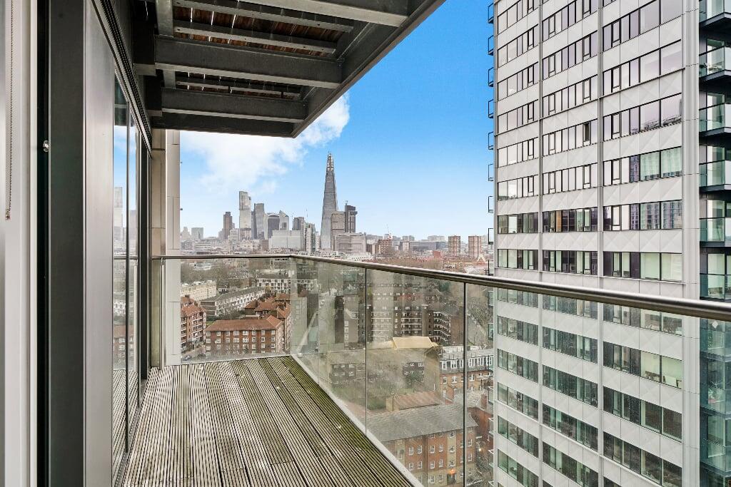 Apartment in London - View 2