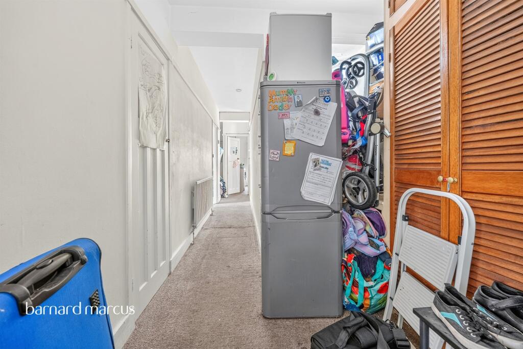 Apartment in London, Thornton Heath - View 5