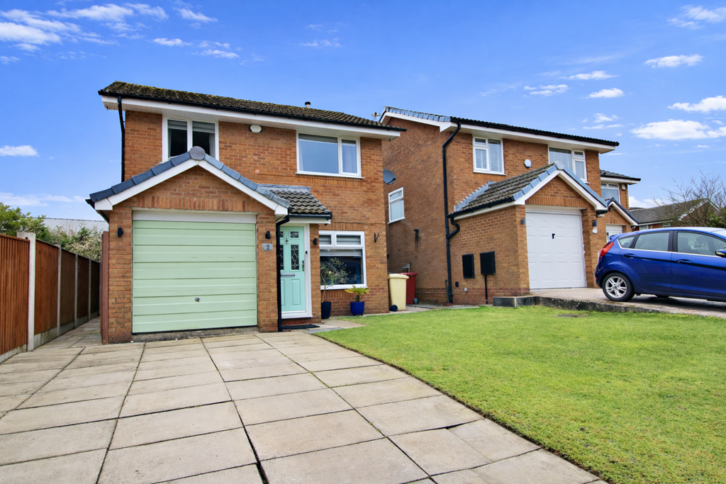 Main image of property: Broadheath Close, Westhoughton, BL5 3UQ