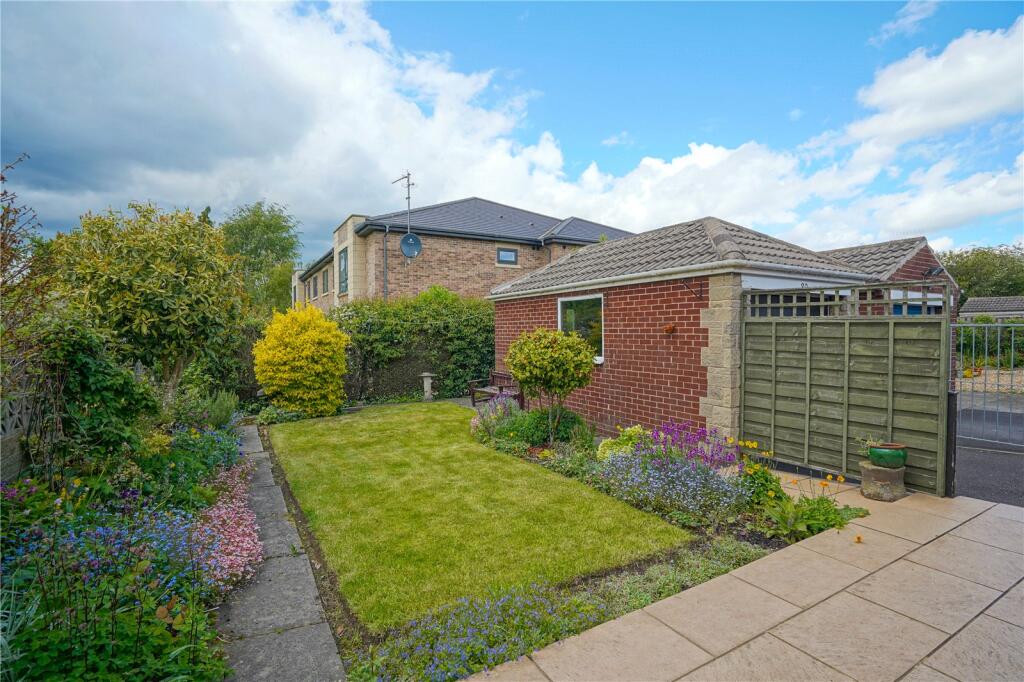 St. Albans Way, Wickersley, Rotherham, South Yorkshire, S66 photo 4