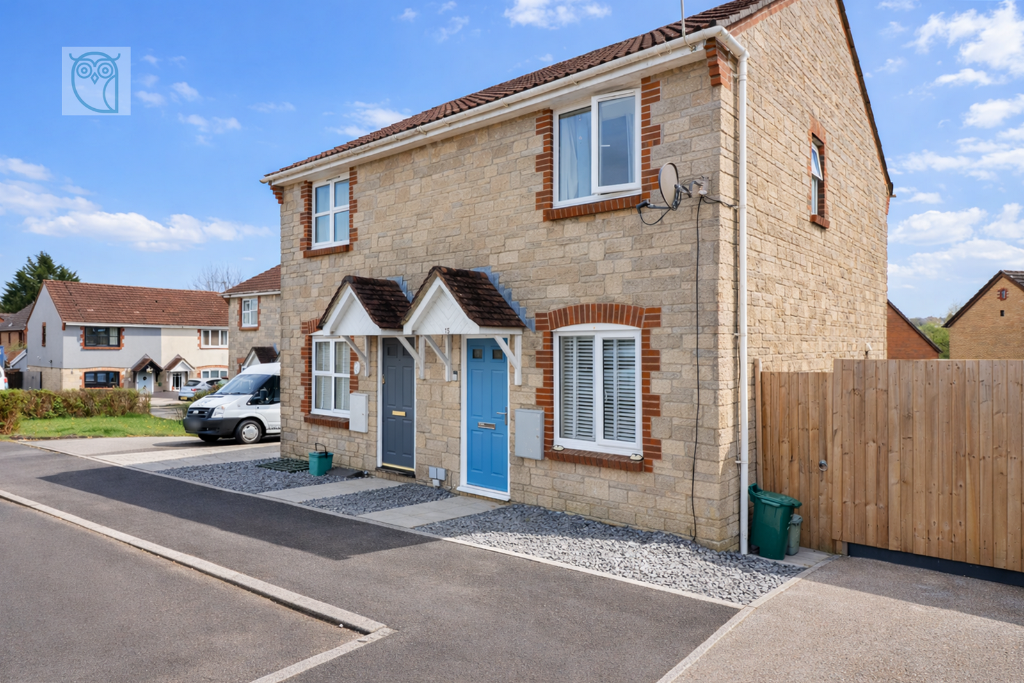 Main image of property: Carn Celyn, Beddau, CF38