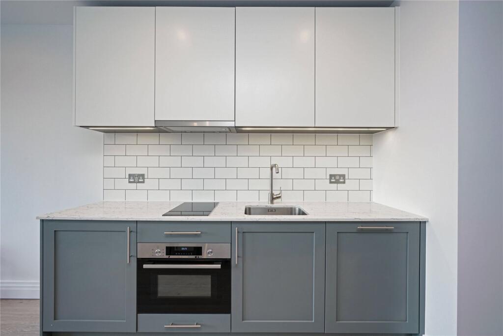 Apartment in London - View 2