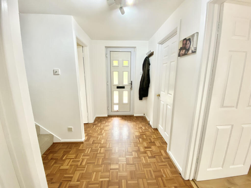 House in Ferndown - View 5