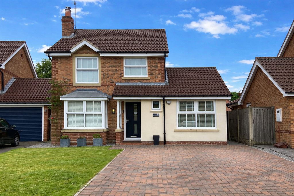 Main image of property: Boswell Close, Mansfield, NG18 4BZ