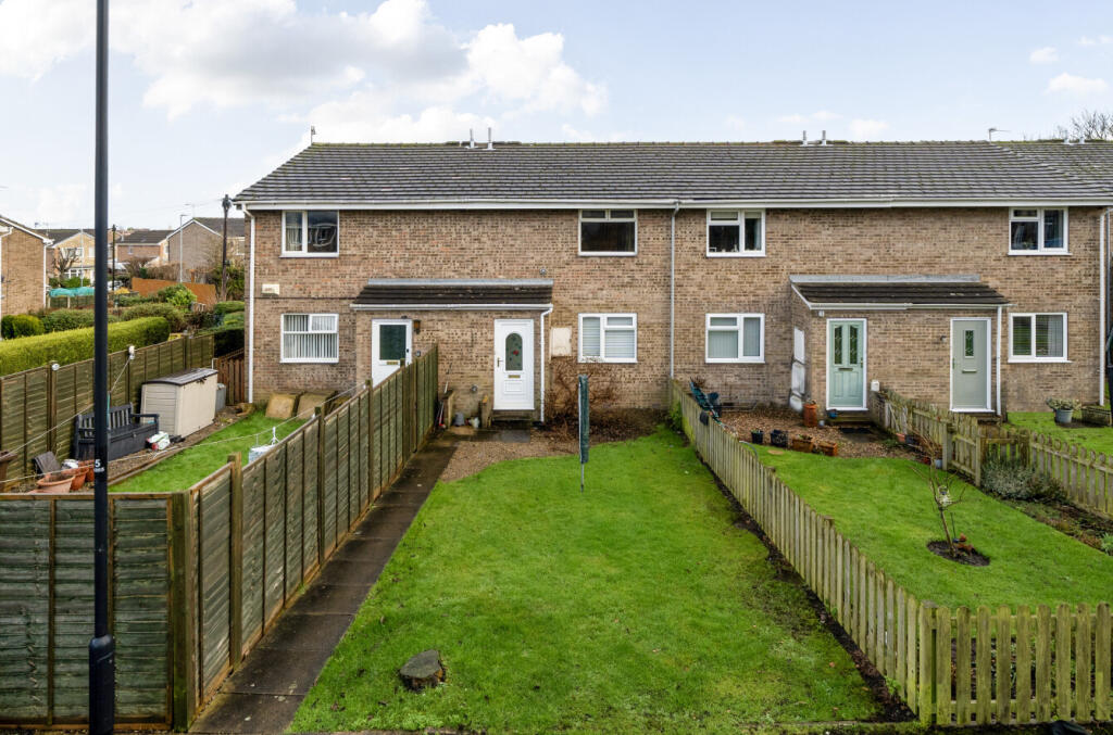 Main image of property: New Park Walk, Farsley, Pudsey, UK, LS28