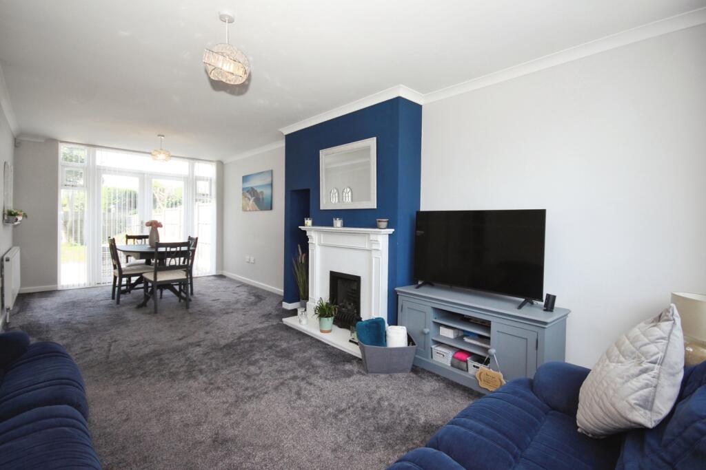House in Coventry, Stonehouse Estate, Tollbar End - More