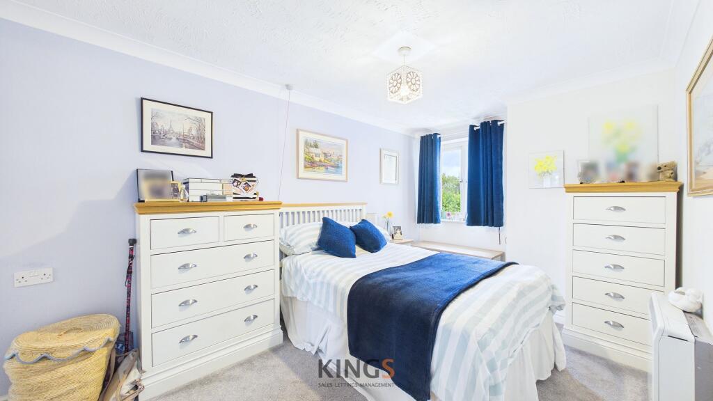 Darkes Lane, Potters Bar, EN6 photo 4