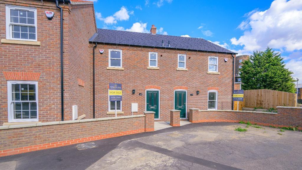 3-bed terraced on Lynn Road, Wisbech, Cambs, PE13 3DD, £200,000
