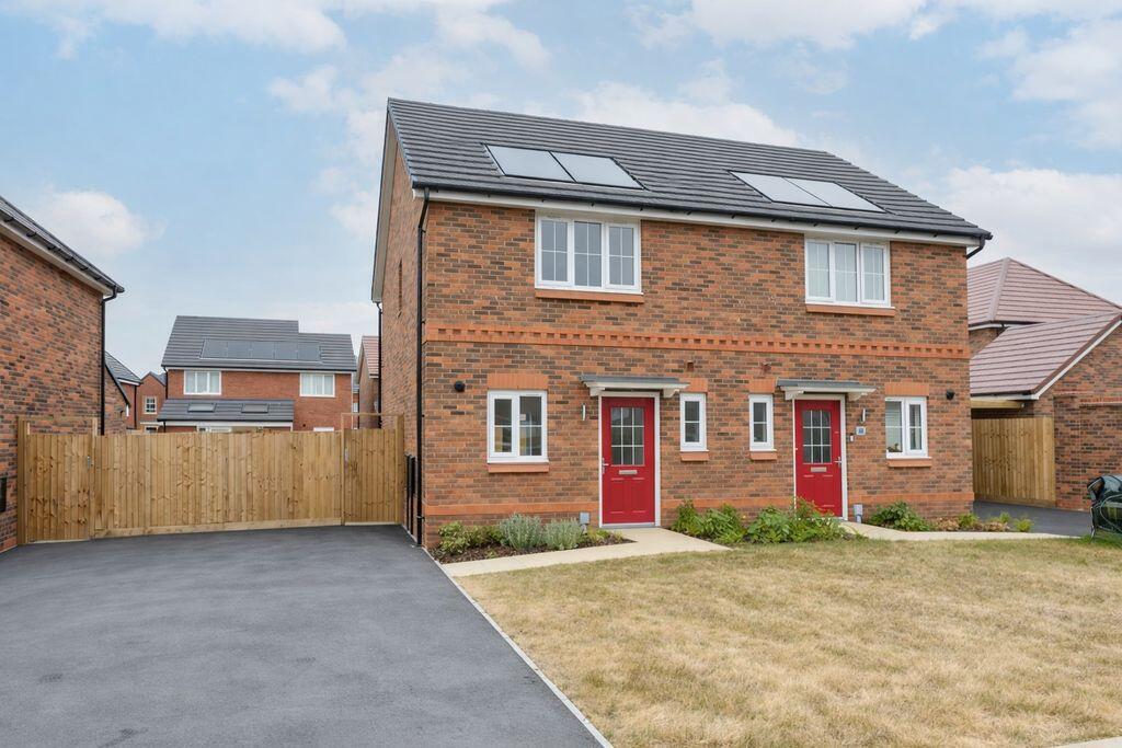 2-bed semi-detached on White Bryony Way, Apley, £229,995
