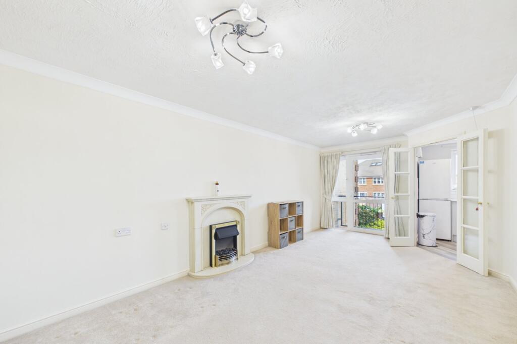 Yorktown Road, College Town, Sandhurst, Berkshire, GU47 - View 2