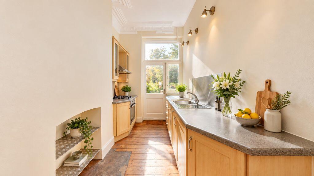 Apartment in London - View 5