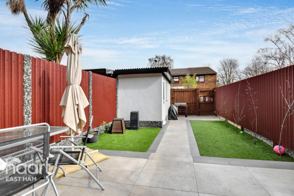 Main image of property: Renfrew Close, London