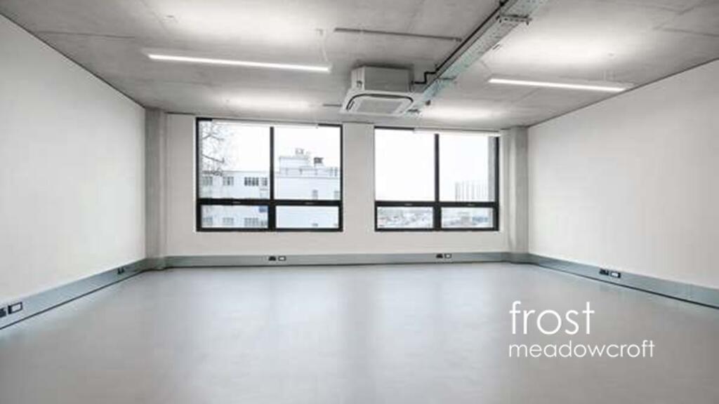 Grand Union StudiosW10 Offices to let 8.jpg