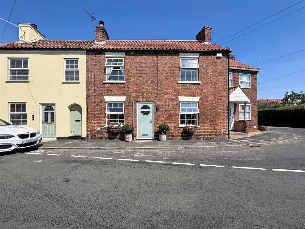 Main image of property: High Street, Aldbrough, Hull