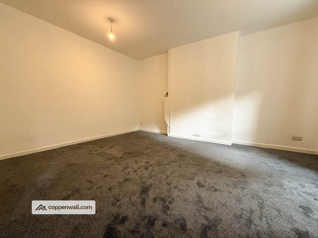 House in Oldham - View 2