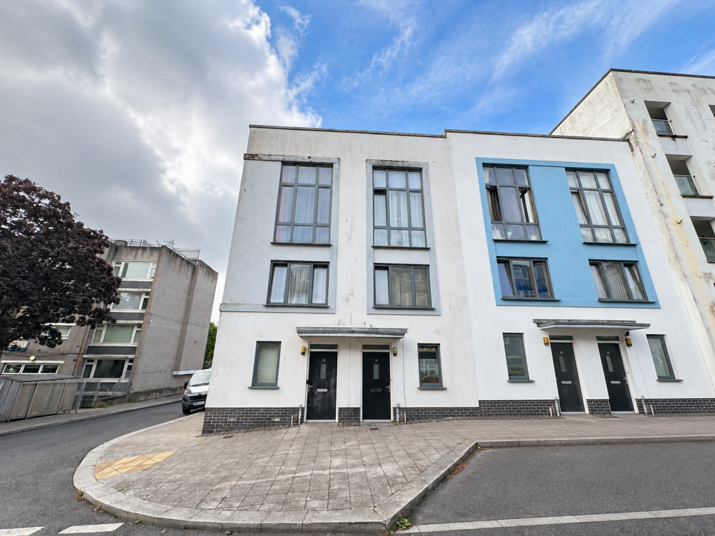 3-bed house on George Street, Devonport, Plymouth, £250,000