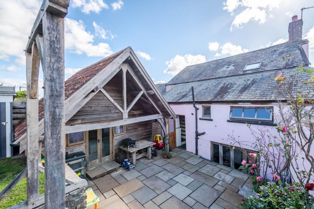 East Street, South Molton photo 2