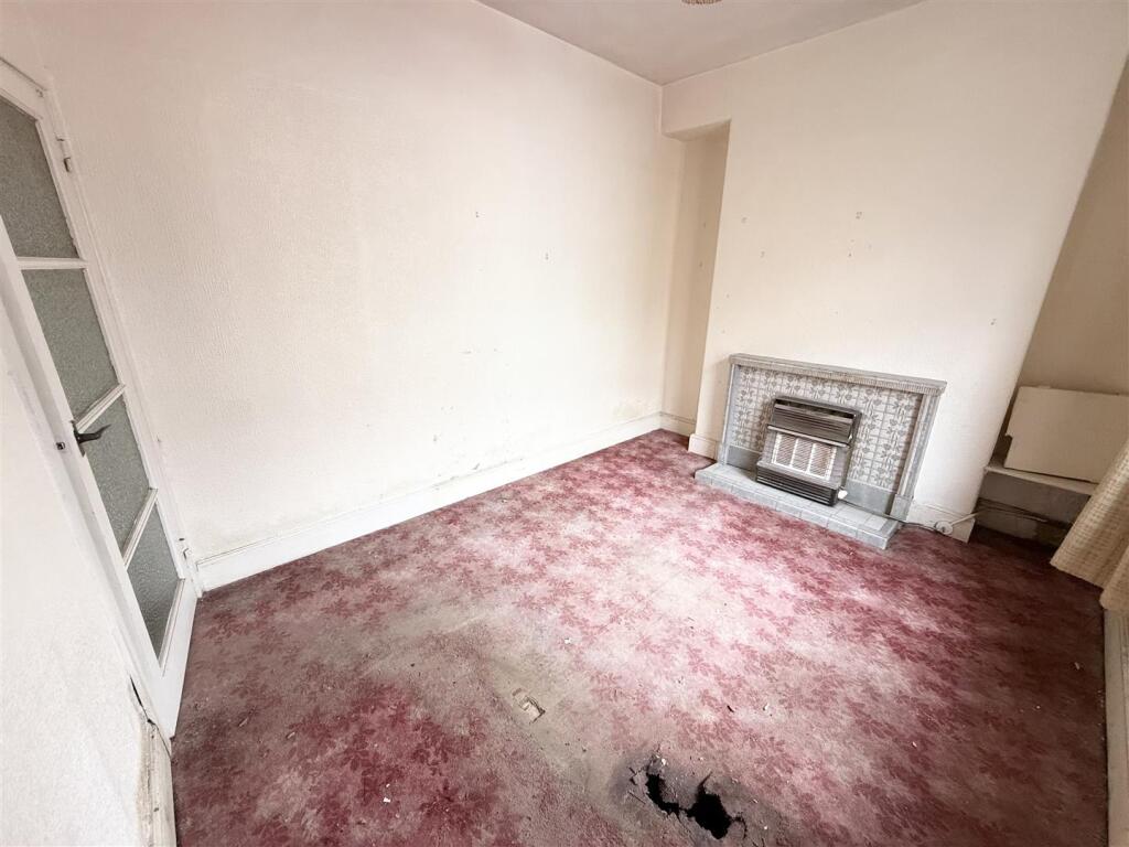 Cobden Street, Aberaman photo 3