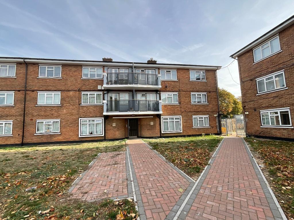 Main image of property: Malan Square, Rainham, Essex, RM13 7JB