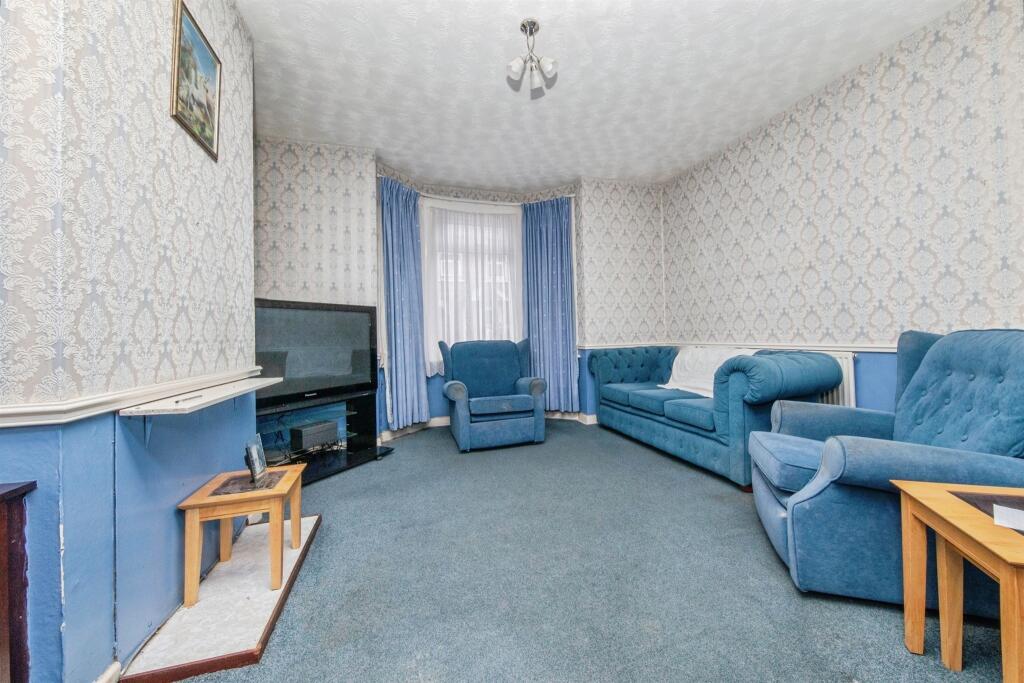 Waddesdon Road, HARWICH photo 4