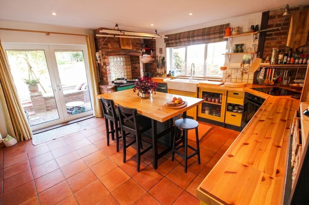 House in Salisbury, Alderbury - View 4