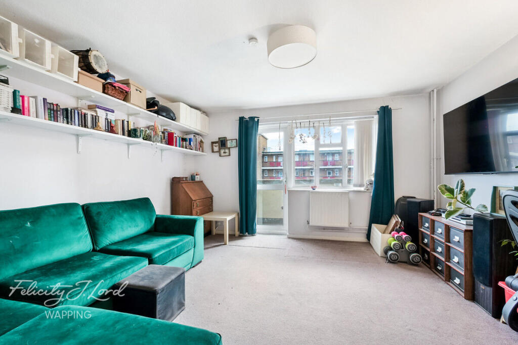 Apartment in London, St. George in the East, Shadwell - View 2