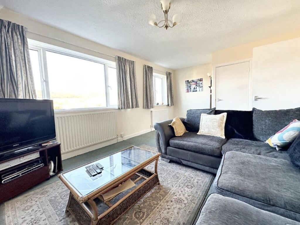 Saltdean Vale, Saltdean, BN2 8HF - View 3