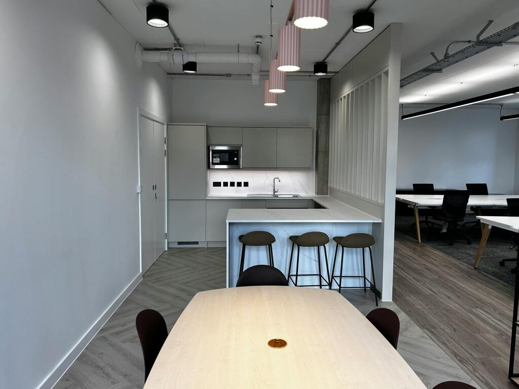 Fitted part 4th floor