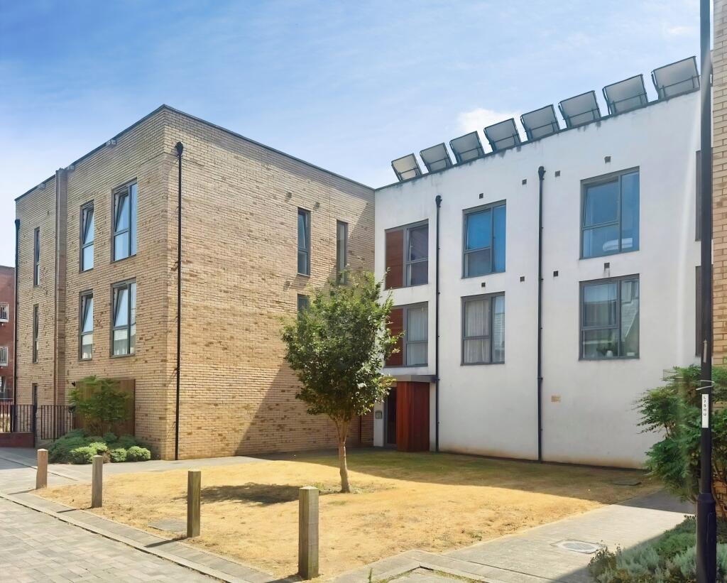 Main image of property: Spring Drive, Trumpington, CB2 9AD