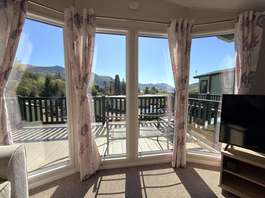 4 Kingfisher Drive, Drimsynie Holiday Village, Lochgoilhead, PA24 8AD photo 4